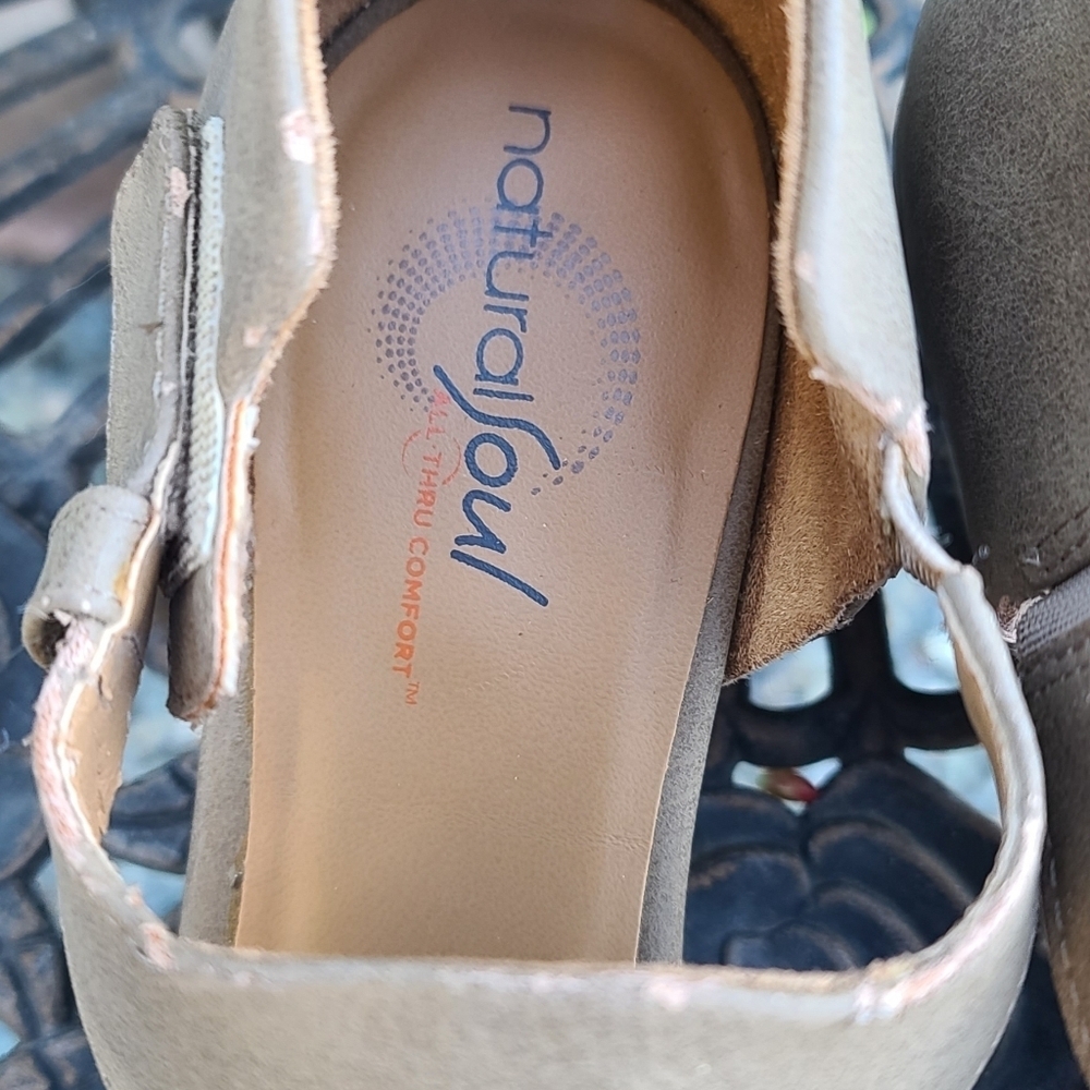 Natural Soul Women's Taupe Mules Size 7.5. Some Scratches On It.